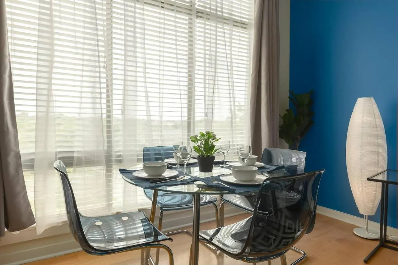 Trifecta Prime Location & Balcony Superhost Apartment Charlotte United States