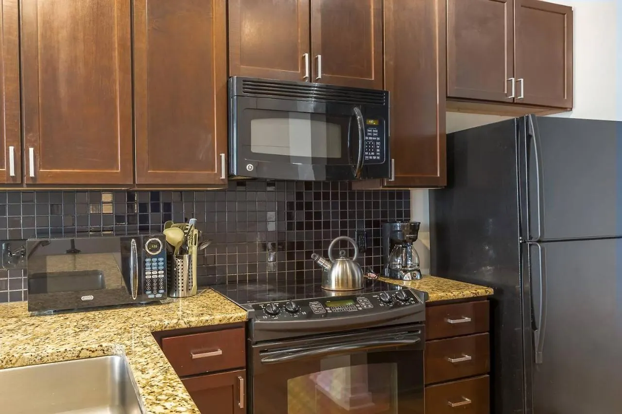 Trifecta Prime Location & Balcony Superhost Apartment Charlotte United States